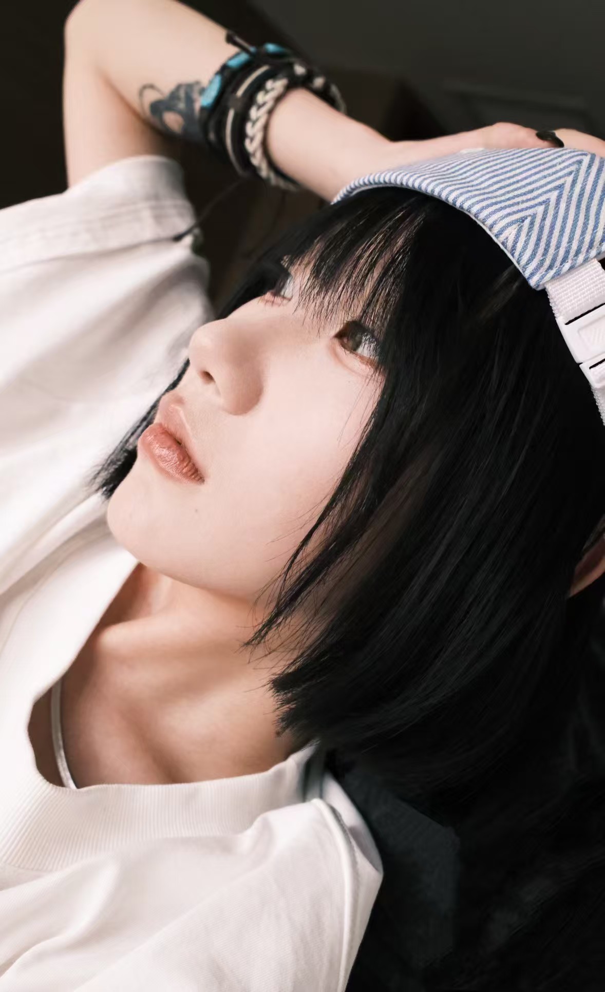002.jpg 002.jpg