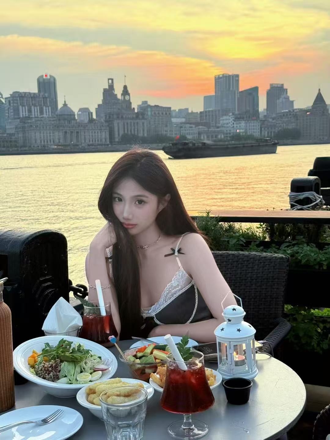 010.jpg